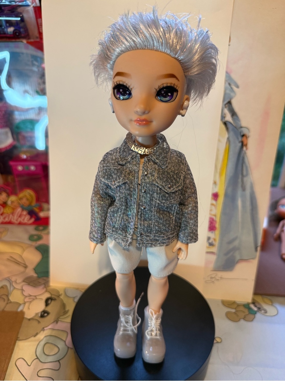Silver-Haired Fashion Doll in Gray Jacket and White Shorts